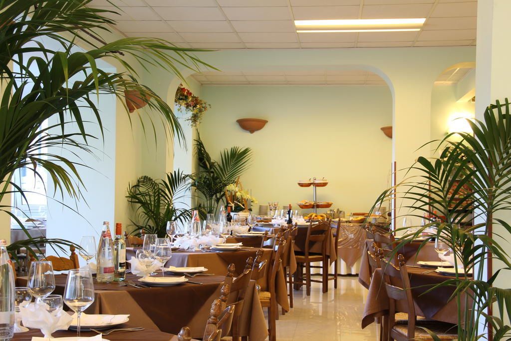 Hotel Villa Celeste San Mauro Mare Zewnętrze zdjęcie